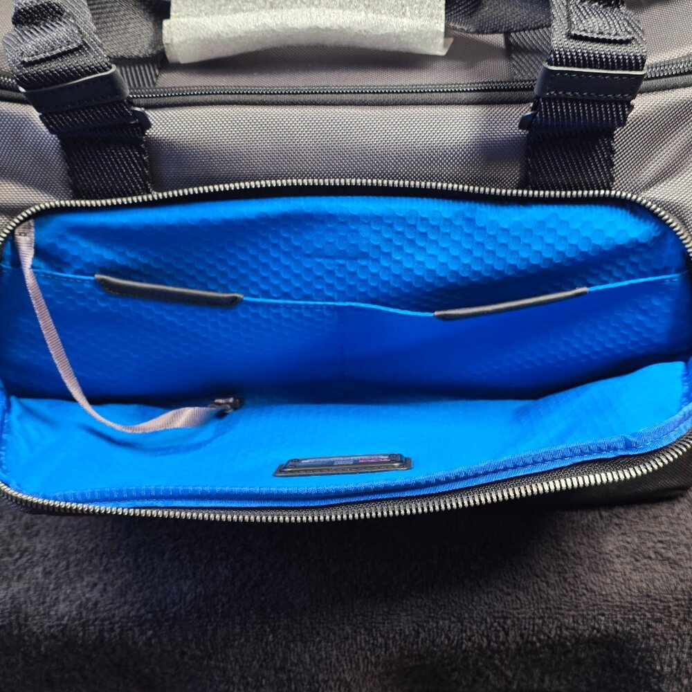 TUMI - Alpha Bravo Mason Duffel - Medium Travel Duffel Bag - NEW! - Picture 10 of 15